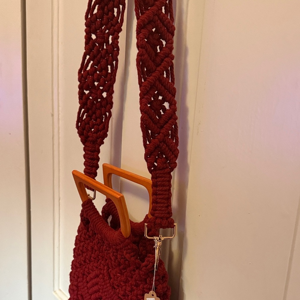 Handcrafted Red Macramé Bag - Picture 8 of 13